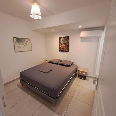 Logement Cosy T2, Centre Ville De Saint-Pierre Exterior photo