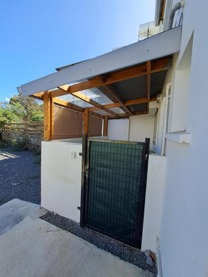 Logement Cosy T2, Centre Ville De Saint-Pierre Exterior photo
